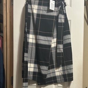 H&M Asymmetrical Plaid Skirt in Black and White